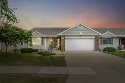 638 Kensington Square, Stoughton, WI 53589 - Photo 1