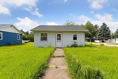 1402 S Grant Street, Janesville, WI 53534 - Photo 1