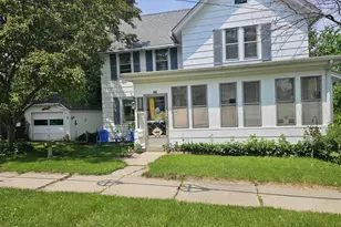 197 S Washington St, Waterloo, WI 53594 - Photo 1