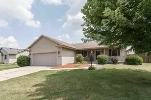 4632 Parkwood Dr, Milton, WI 53563 - Photo 1