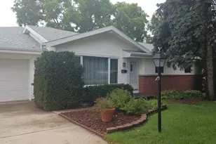 407 Badger Dr, Janesville, WI 53536 - Photo 1