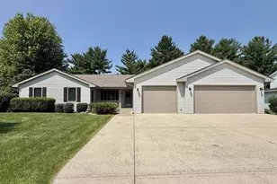 3423 Hemmingway Dr, Janesville, WI 53545 - Photo 1