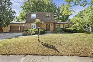 306 Walnut Grove Dr, Madison, WI 53717 - Photo 1