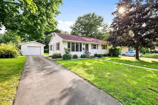 1009 Northland Dr, Madison, WI 53704 - Photo 1