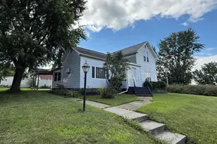 622 W Jackson St, Tomah, WI 54660 - Photo 1