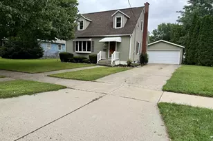 420 N Palm St, Janesville, WI 53548 - Photo 1