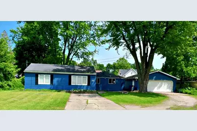 1922 Mitchell Street, Oshkosh, WI 54901 - Photo 1