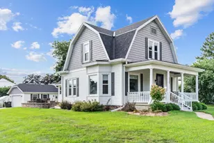 139 S Fischer Ave, Jefferson, WI 53549 - Photo 1