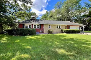 702 Grove St, Janesville, WI 53545 - Photo 1