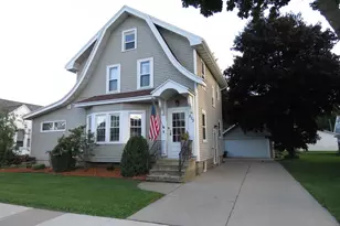 613 Park St, Waupun, WI 53963 - Photo 1