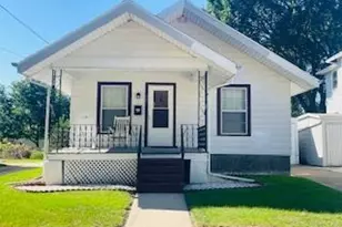 387 Wilson Ave, Janesville, WI 53548 - Photo 1