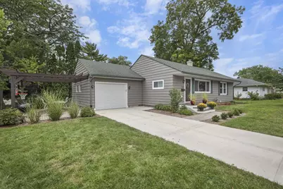 5421 Admiral Drive, Monona, WI 53716 - Photo 1