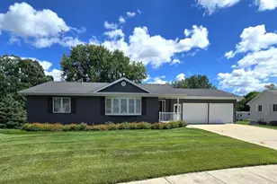 206 Howard St, Waupun, WI 53963 - Photo 1