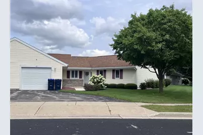 611 Rosewood Avenue, Marshall, WI 53559 - Photo 1