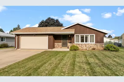 2203 S Arch Street, Janesville, WI 53546 - Photo 1