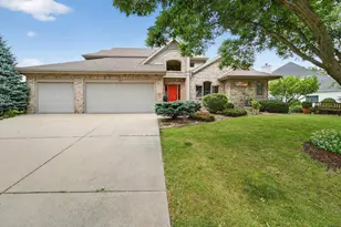 929 Hidden Cave Rd, Madison, WI 53717 - Photo 1