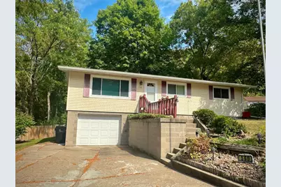 560 Pleasant View Court, Richland Center, WI 53581 - Photo 1