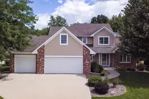 3286 Autumn Ln, Janesville, WI 53546 - Photo 1