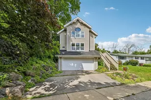 524 Park Ave, DeForest, WI 53532 - Photo 1