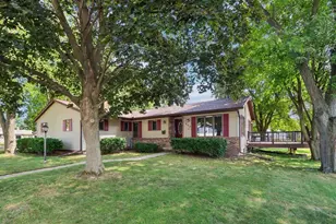 550 E Reinel St, Jefferson, WI 53549 - Photo 1