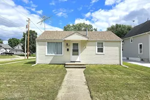 1157 8th St, Beloit, WI 53511 - Photo 1