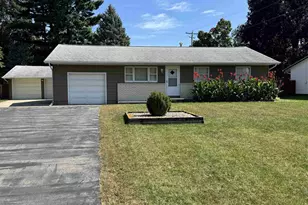 2425 Skyline Dr, Beloit, WI 53511 - Photo 1