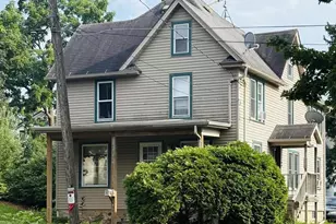 215 E Maple Ave, Beaver Dam, WI 53916 - Photo 1