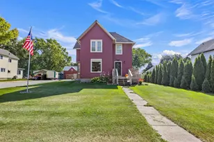 222 W Oak Grove St, Juneau, WI 53039 - Photo 1