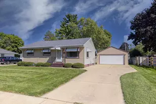 1233 Monterey Ln, Janesville, WI 53546 - Photo 1