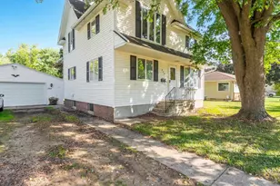 294 N Wisconsin St, Berlin, WI 54923 - Photo 1