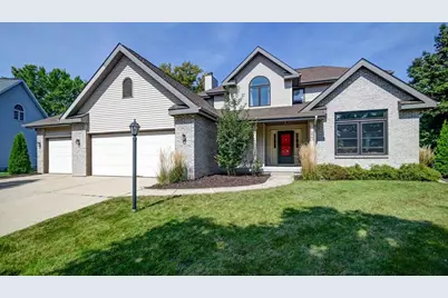 1822 Cobblestone Court, Sun Prairie, WI 53590 - Photo 1