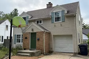 22 Forest Park Blvd, Janesville, WI 53545 - Photo 1