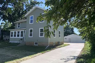 449 Selden St, Columbus, WI 53925 - Photo 1
