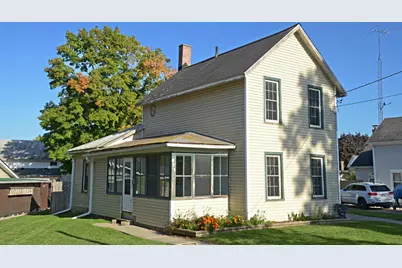 611 Lake Street, Baraboo, WI 53913 - Photo 1