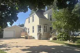 225 S Dickinson St, Randolph, WI 53956 - Photo 1