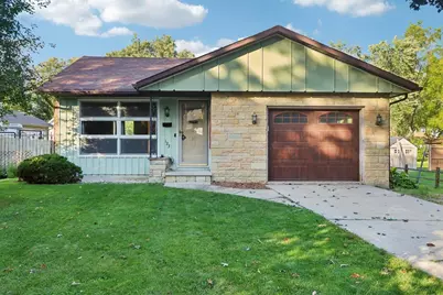 123 W Oak Street, Lake Mills, WI 53551 - Photo 1