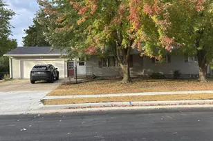 1004 Rock Ave, Waupun, WI 53963 - Photo 1