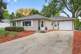 116 Gary Ct, Sun Prairie, WI 53590 - Photo 1