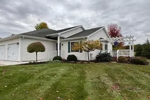 870 Patricia Ct, Green Lake, WI 54941 - Photo 1