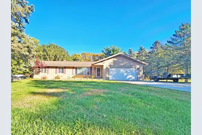 5128 N Pleasant Hill Drive, Janesville, WI 53546 - Photo 1