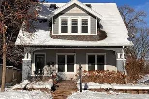 723 Prospect Ave, Portage, WI 53901 - Photo 1