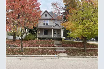 617 Newbury Street, Ripon, WI 54971 - Photo 1