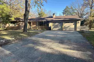 1821 Arrowhead Dr, Beloit, WI 53511 - Photo 1