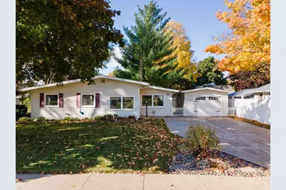 511 S Highland Avenue, Jefferson, WI 53549 - Photo 1