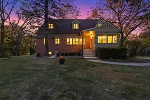 7 E Valley Rd, Beloit, WI 53511 - Photo 1