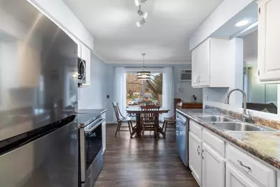 1605 McKenna Boulevard, Madison, WI 53711 - Photo 1