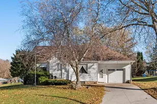 534 S Margaret St, Markesan, WI 53946 - Photo 1