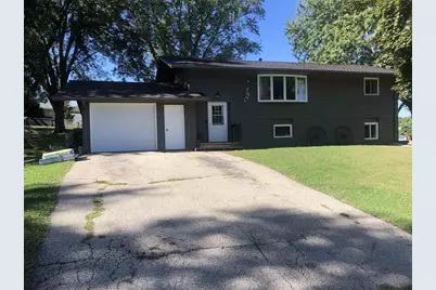 915 Traceway Court, Poynette, WI 53955 - Photo 1