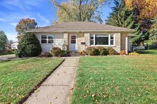 555 Edison St, Waterloo, WI 53594 - Photo 1