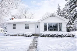 814 E North St, Whitewater, WI 53190 - Photo 1